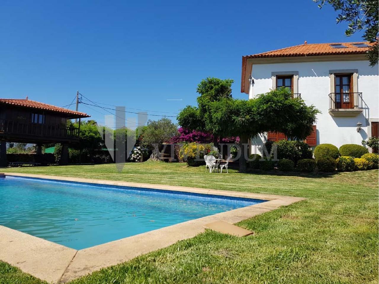 VENTA CHALET DE 198M2 MORAN - O ROSAL