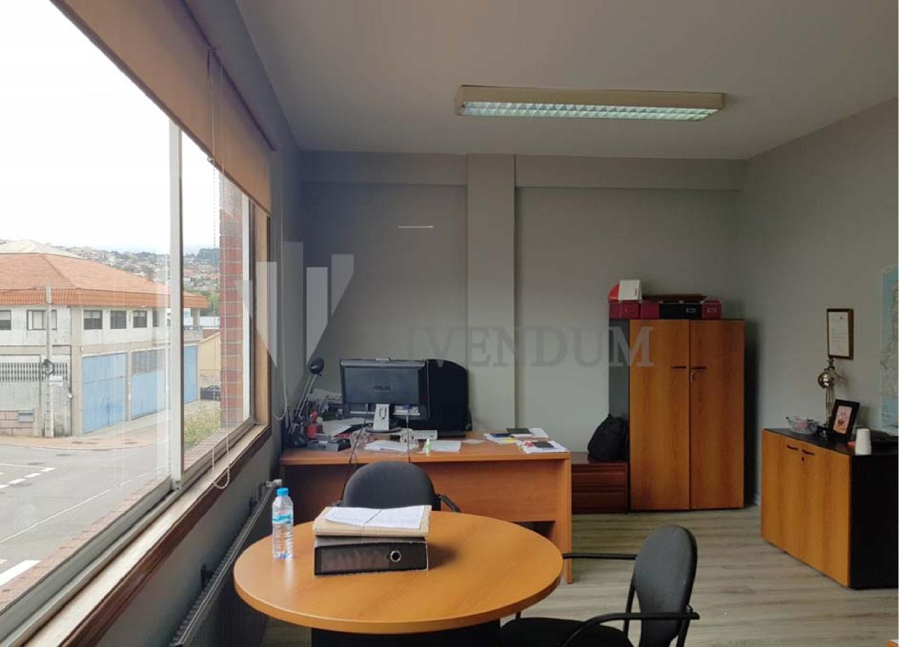 ALQUILER OFICINA450M2 ZONA LAVADORES- POLIGONO BAGUNDA